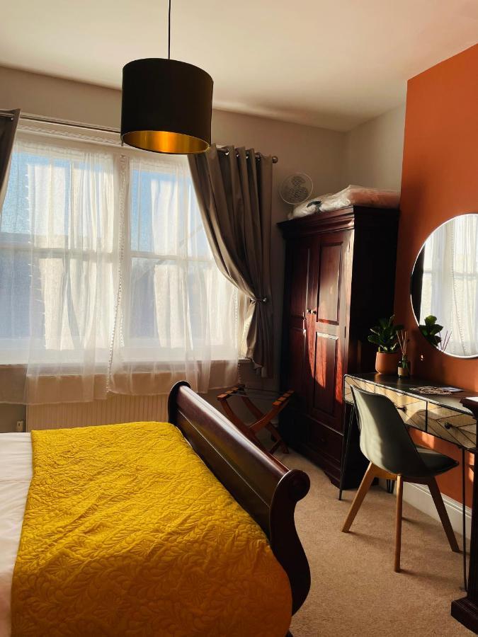 נורוויץ'' Rooms At The Rosebery מראה חיצוני תמונה